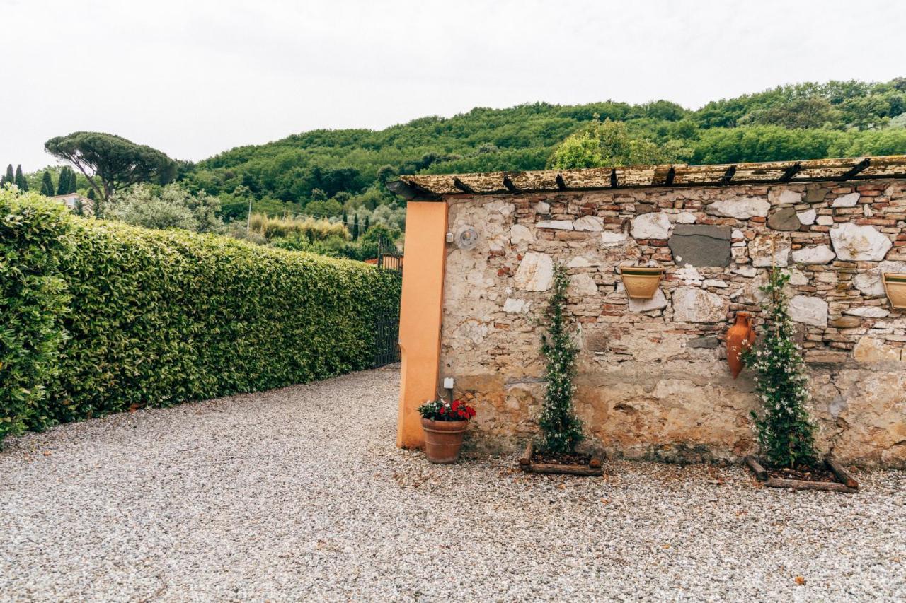 Tenuta San Giovanni Lucca - Borgo Del Locumone Extérieur photo